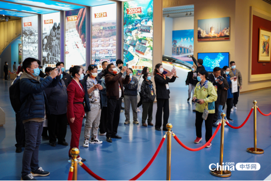 西藏基层干部赴京参观学习班第二期学员参观中国共产党历史展览馆