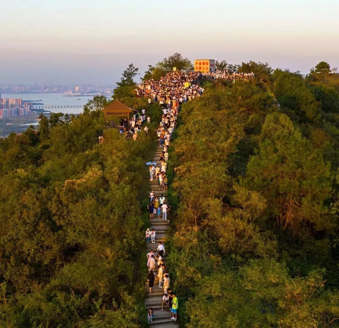 武漢周邊的江夏區是一日遊不錯的選擇涉及所有景點都是免費有青山綠水