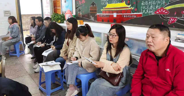 立足校本研修 助力教师成长 —记湘潭凤凰中学2021年青蓝工程青年教师汇报课