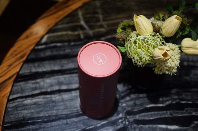 养生利器 左点智能走罐刮痧器