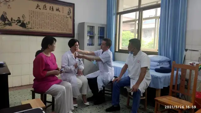 “我为群众办实事”——湘潭市中医医联体基层巡讲查房活动第二站：湘潭县中医医院
