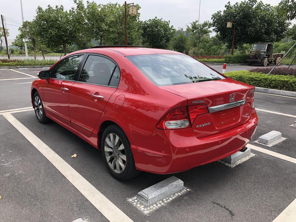 2009年18顶配八代半本田思域