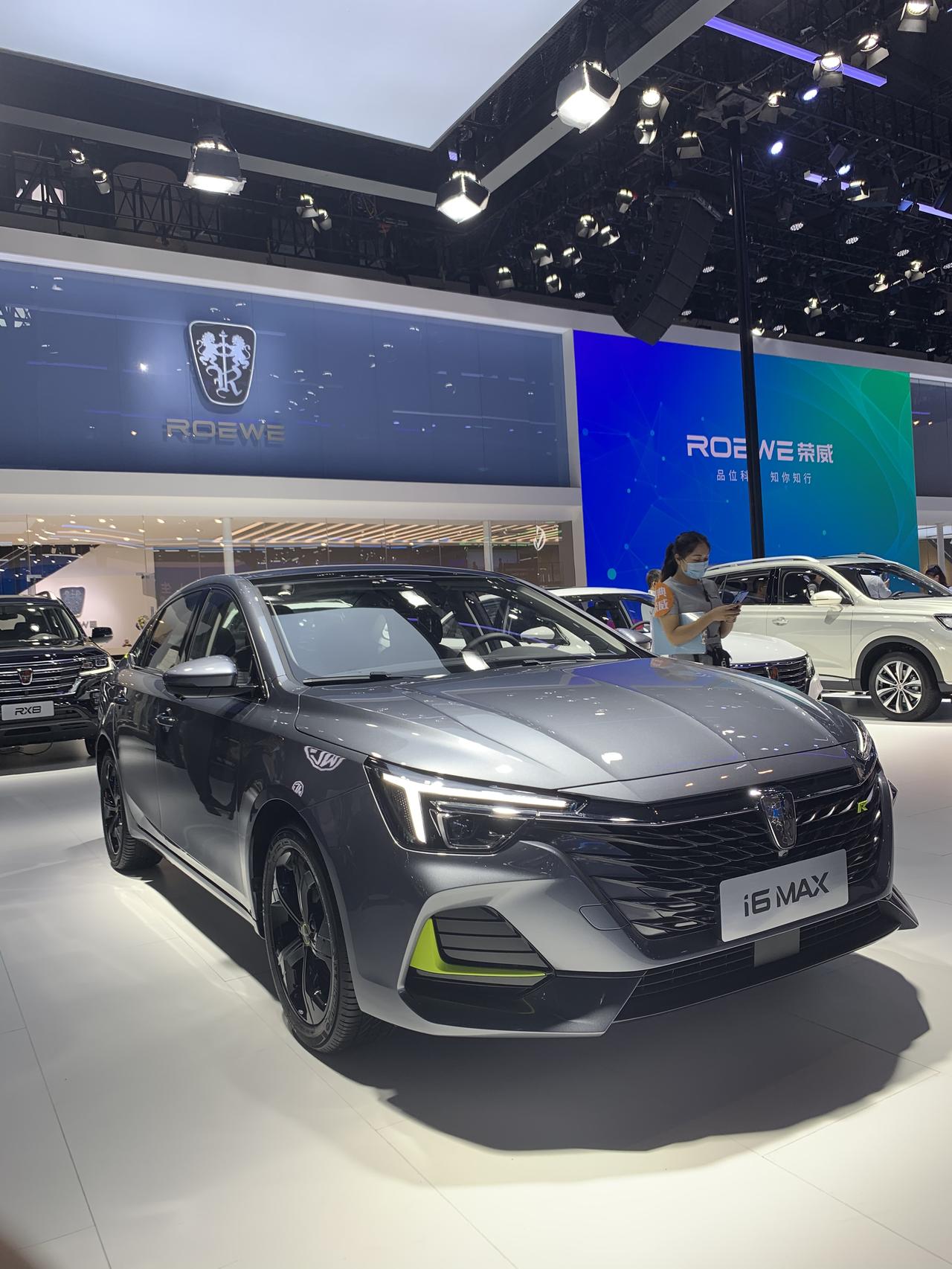 荣威i6 max和混动版ei6 max到底怎么样,成都车展见