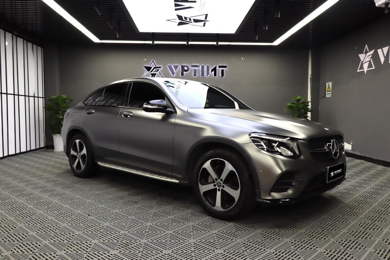 奔驰glc200amg火山灰