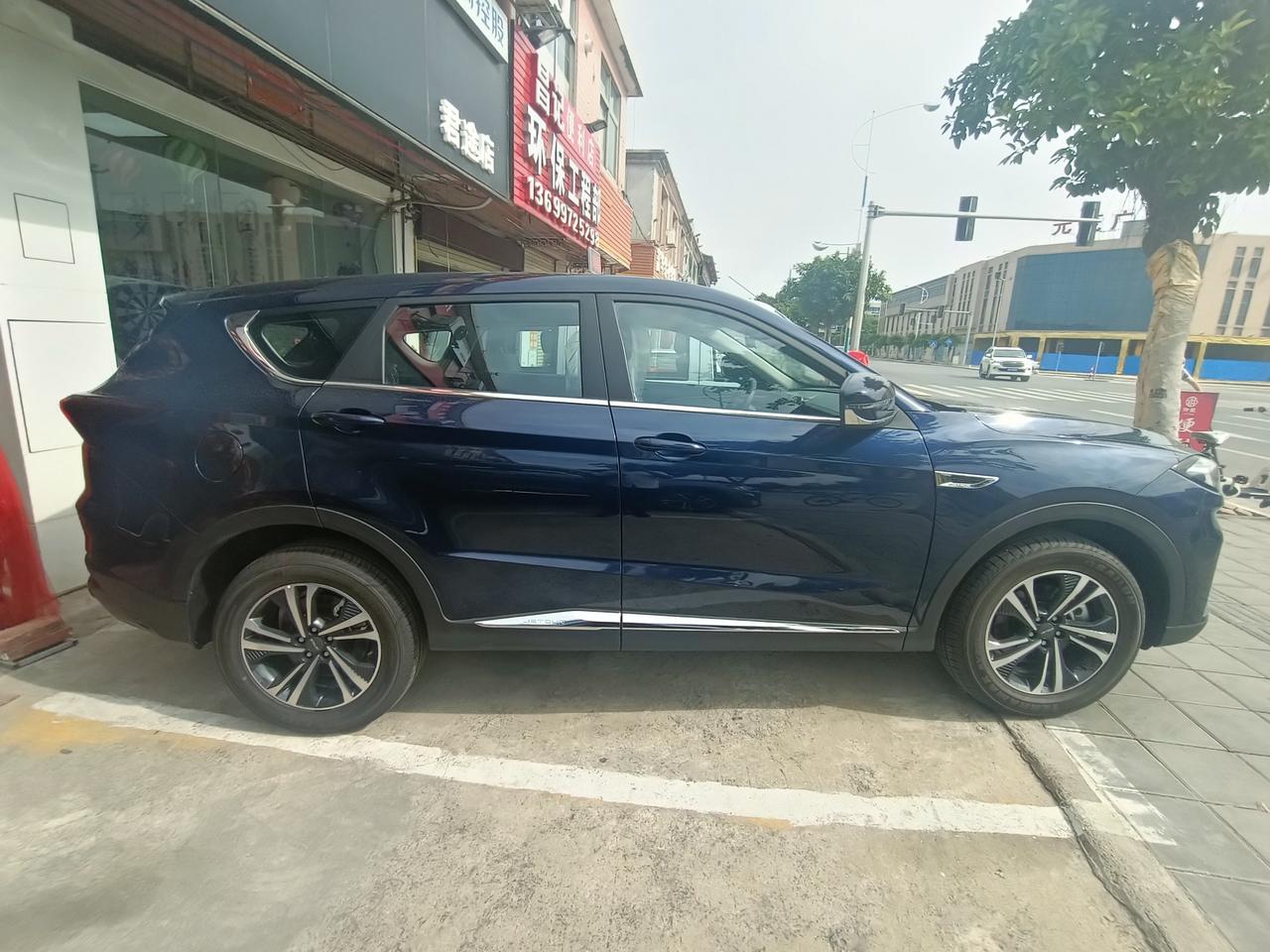 捷途x70plus手动深海蓝越看越好看