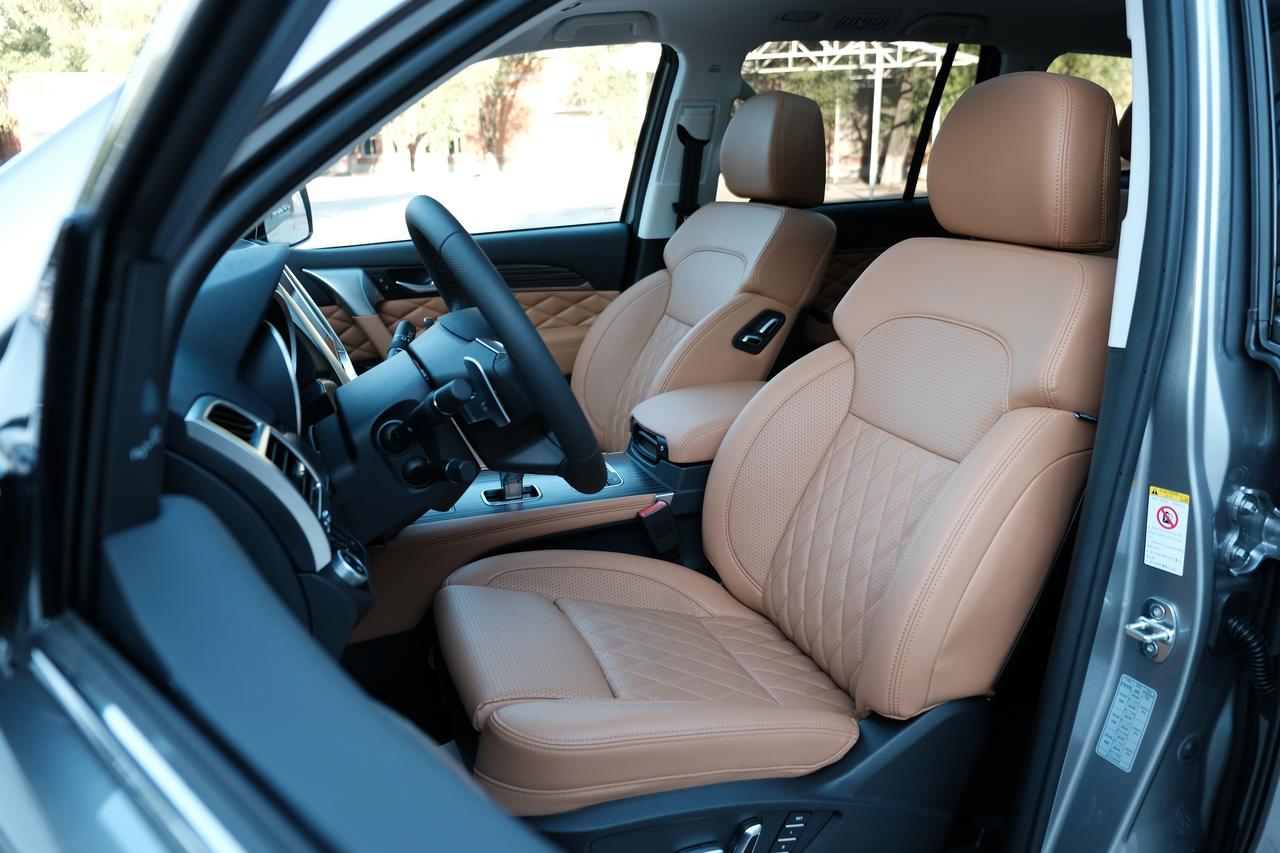 新款哈弗h9内饰实拍图