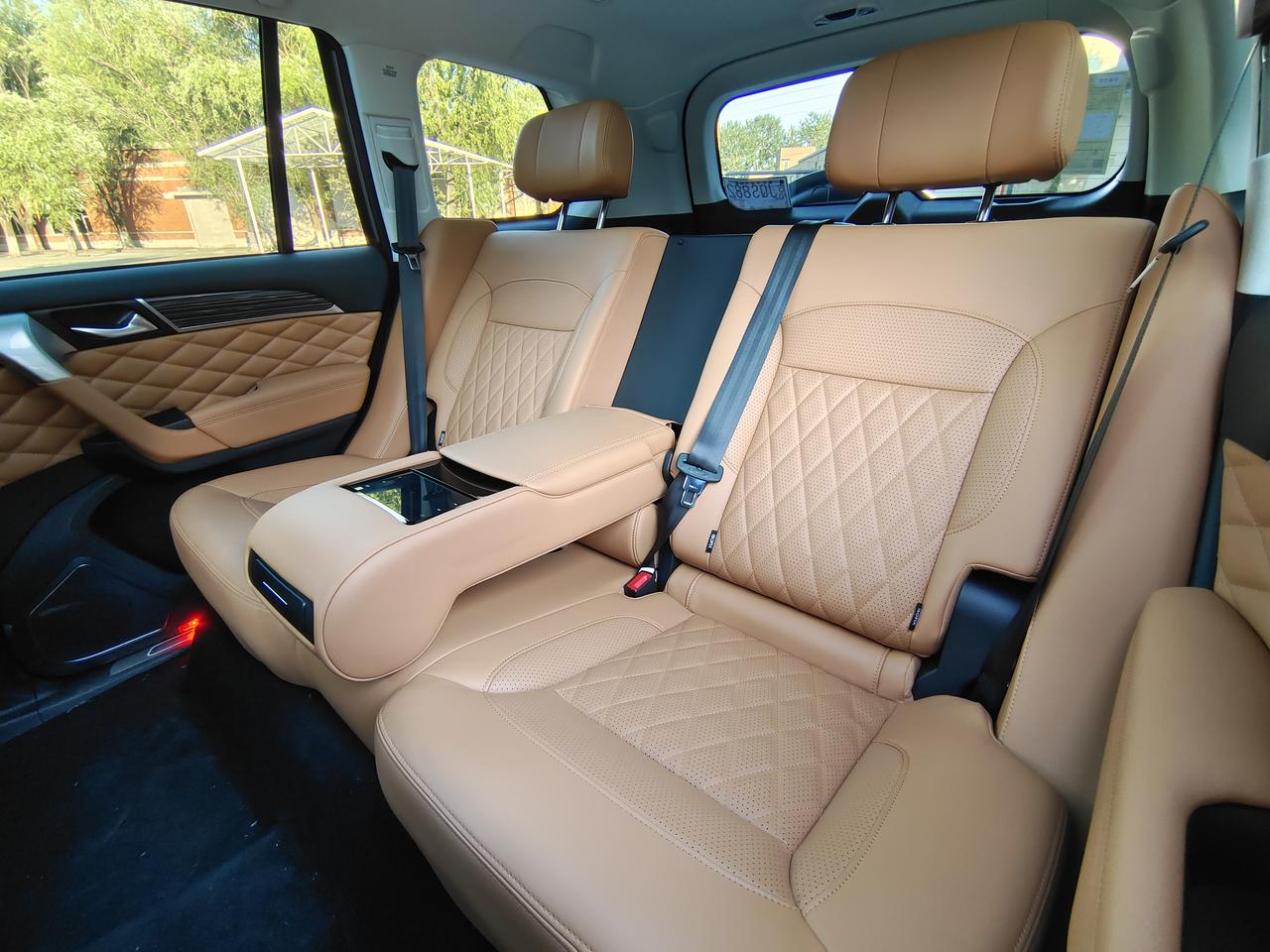 新款哈弗h9内饰实拍图