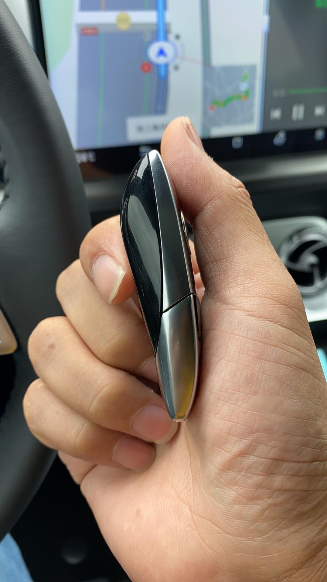 告别腾势最后的那份笨粗撞壁到底腾势x原厂钥匙无损改装奔驰新e系钥匙