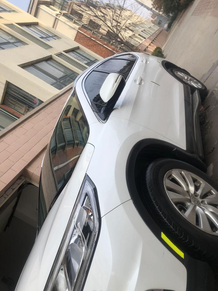 自己的车话不多说原装到每一个螺丝漆面