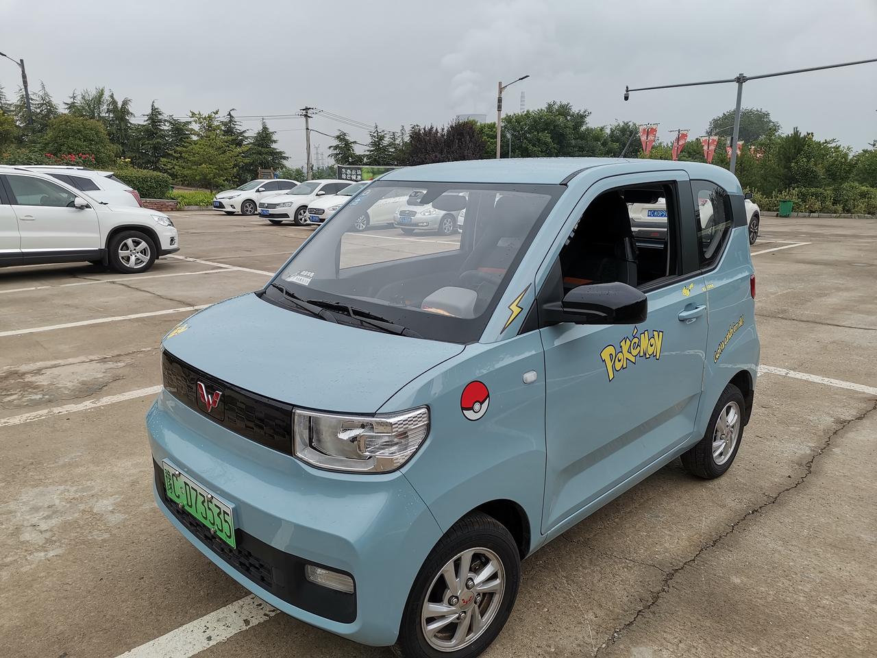 五菱宏光miniev皮卡丘版本