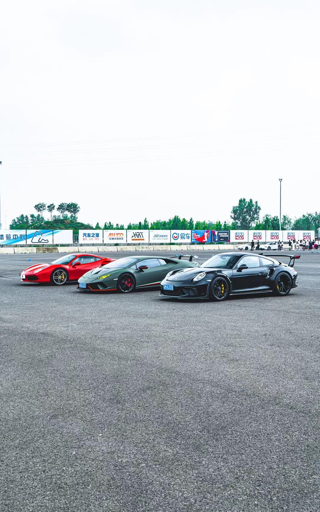 pcc超级赛道日之超跑组