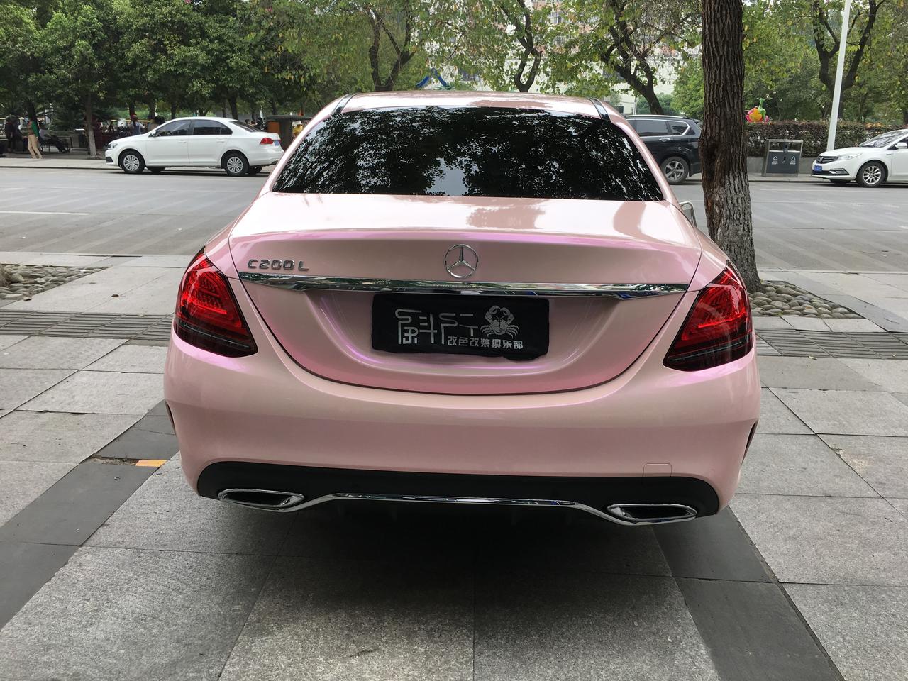 粉粉少女心啊,小姐姐开上漂亮的不行_奔驰c级车友圈_懂车帝