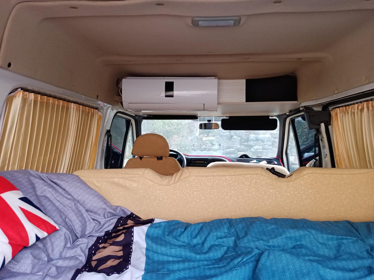 经典全顺改装床车