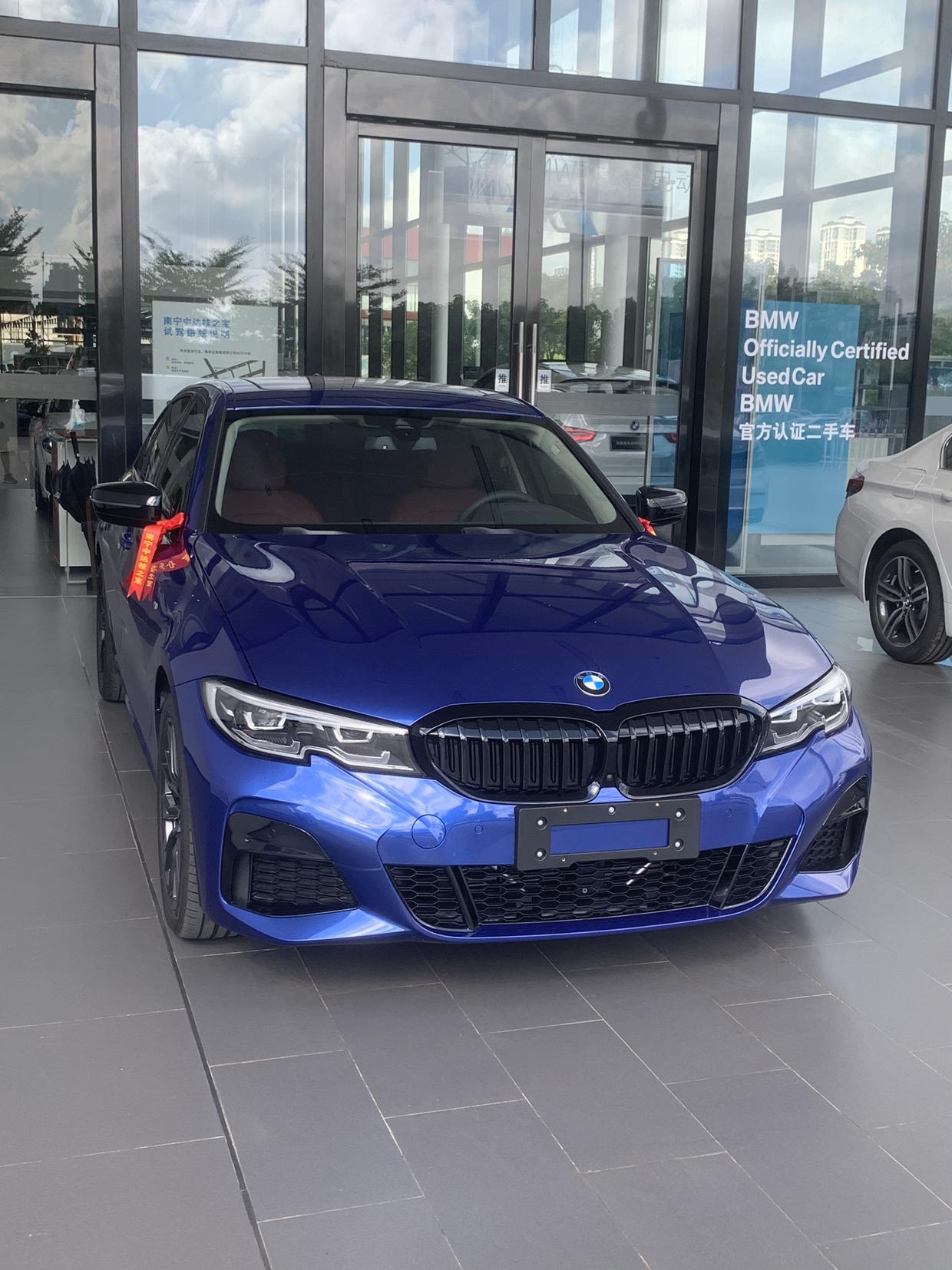 325im耀夜 外蓝内红提车啦_宝马3系车友圈_懂车帝