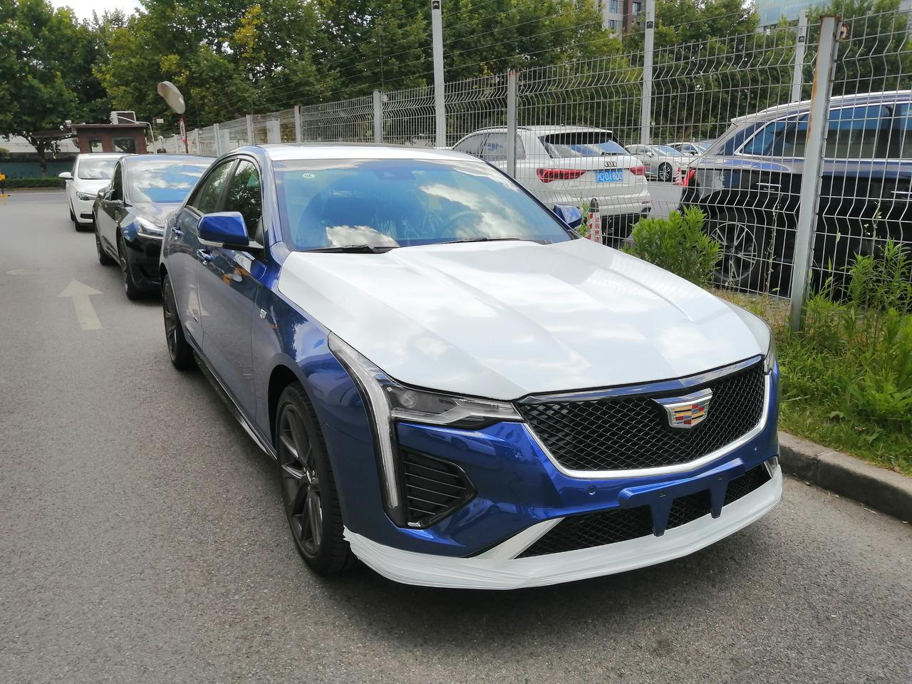 21款ct4尊贵型星空蓝提车上海