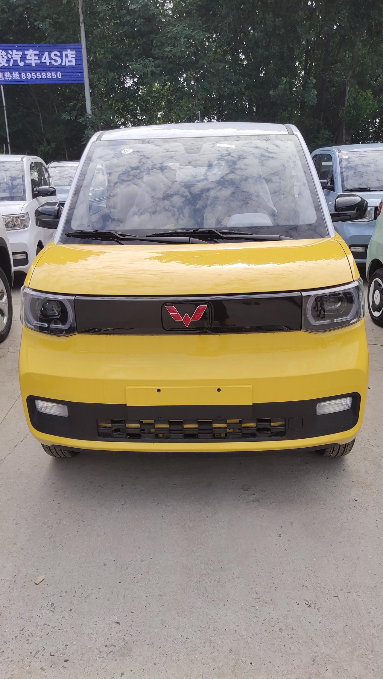 网红车,人民的代步车_五菱宏光miniev车友圈_懂车帝