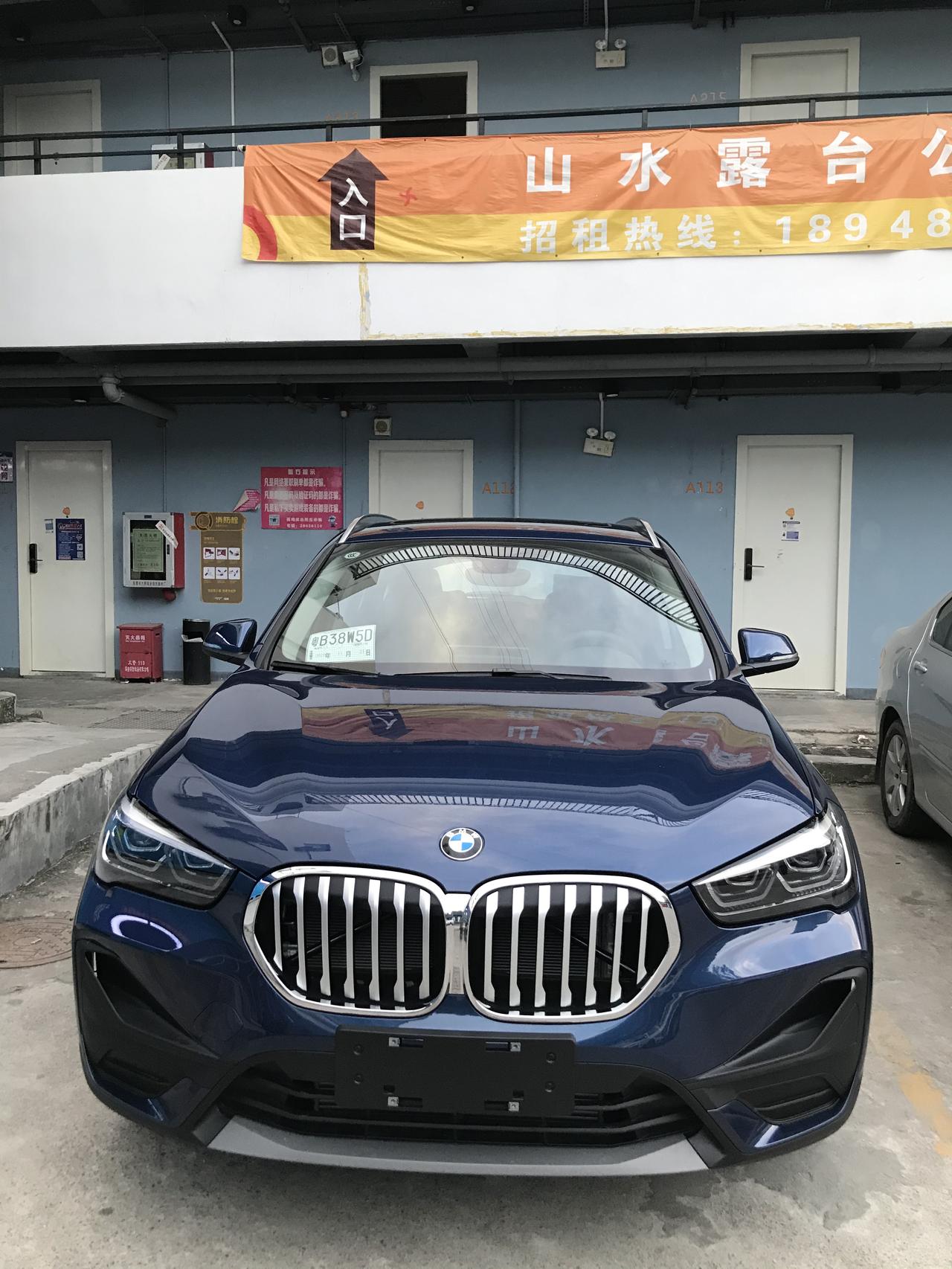 宝马x1 2021款 购车1个月 口碑评价:#宝马x1量子蓝