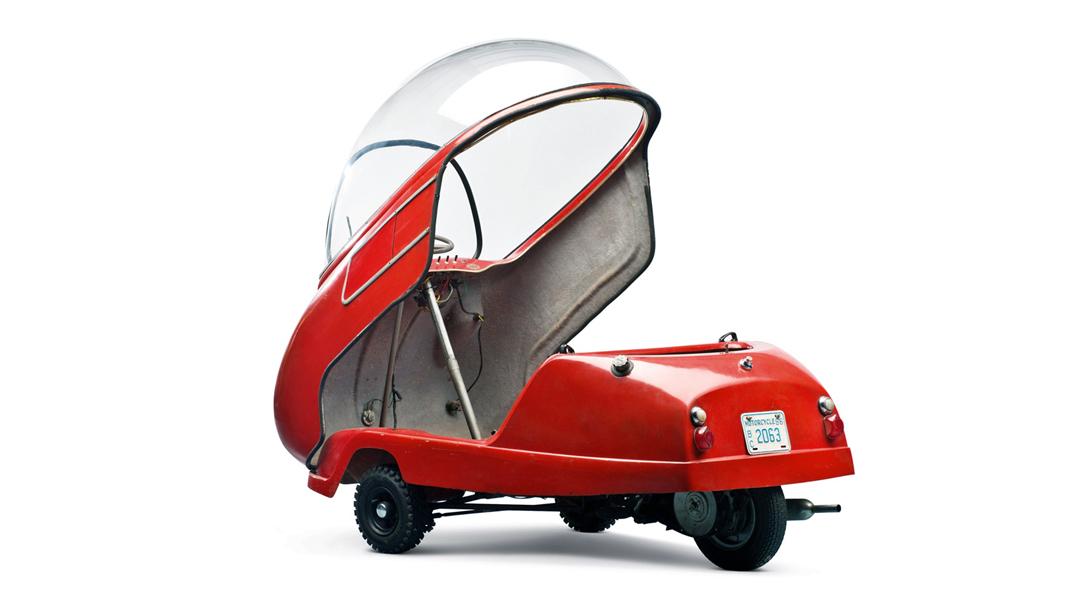 乍一看,peel trident就像一辆儿童玩具车,飞碟造型