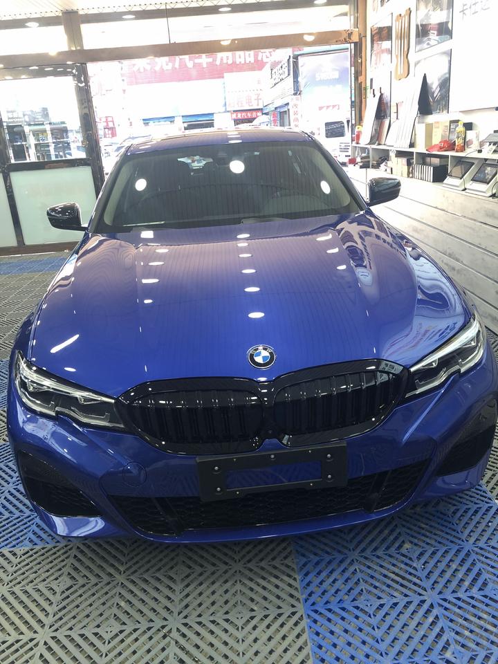 都说碳黑帅炸,我的波尔蒂芒蓝表示不服_宝马3系车友圈_懂车帝