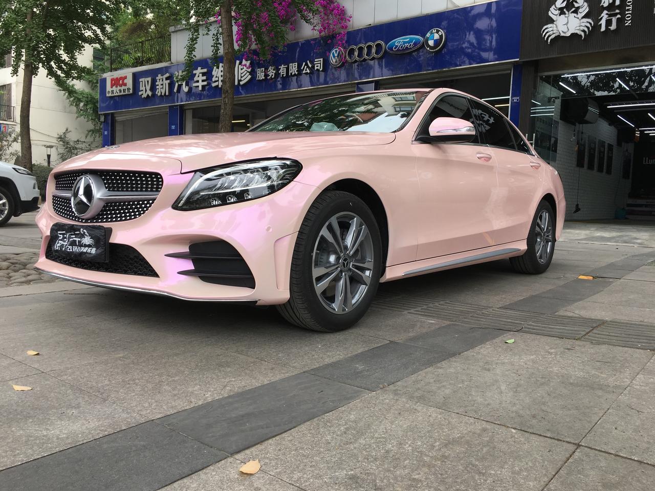 粉粉少女心啊,小姐姐开上漂亮的不行_奔驰c级车友圈_懂车帝