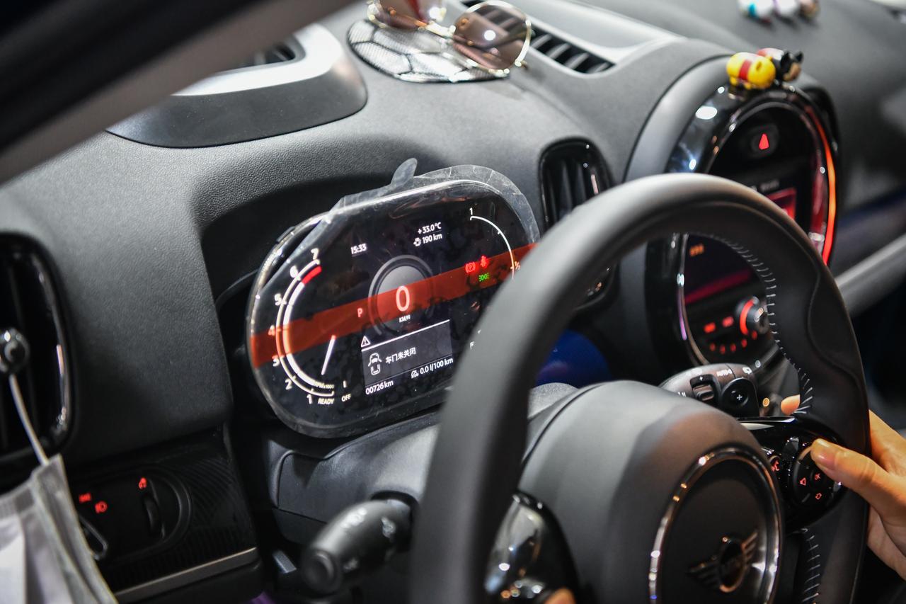 宝马minif60最新全液晶仪表