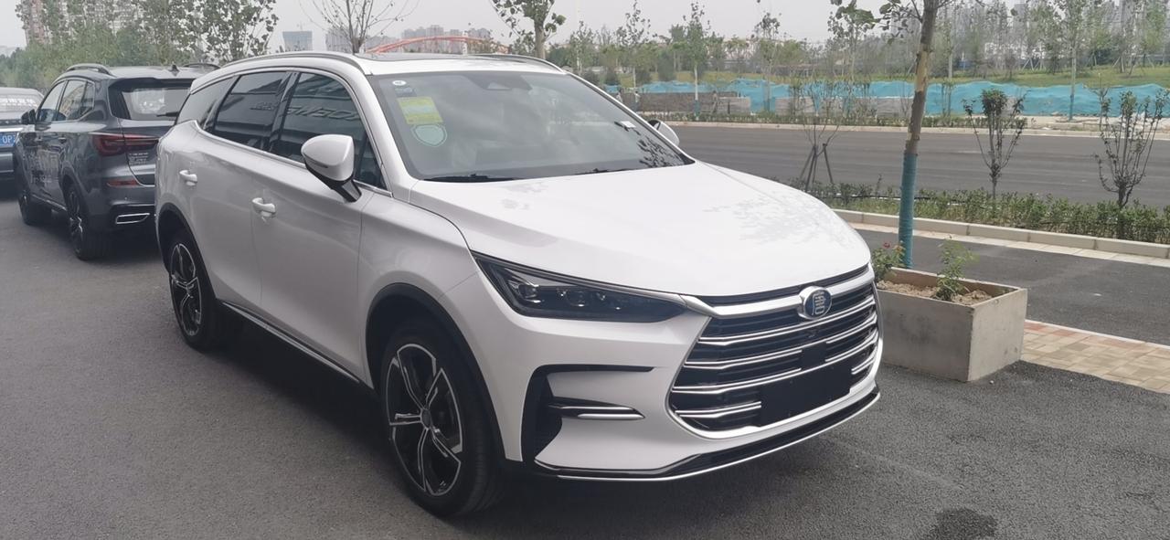 郑州提车唐dmi尊荣白色