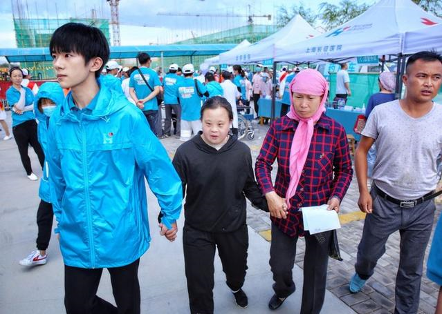 揭露|66岁李诚儒又揭露圈内怪现象 原来有些流量明星的粉丝是这么来的