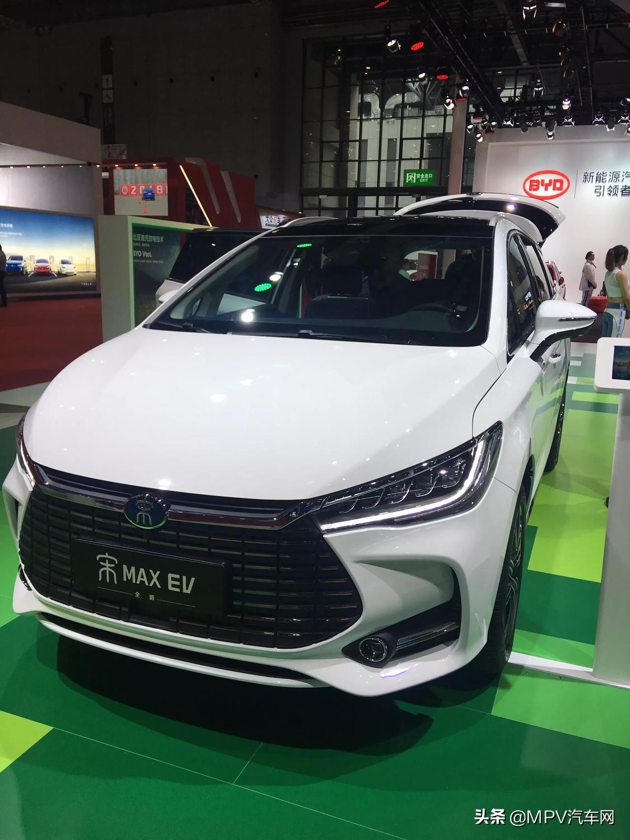 2019上海车展比亚迪宋maxev纯电动