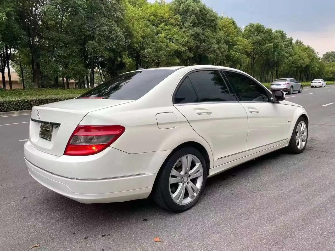 09年06滴奔驰c20018t自动优雅版精品私家车带电动座椅定速巡航座椅