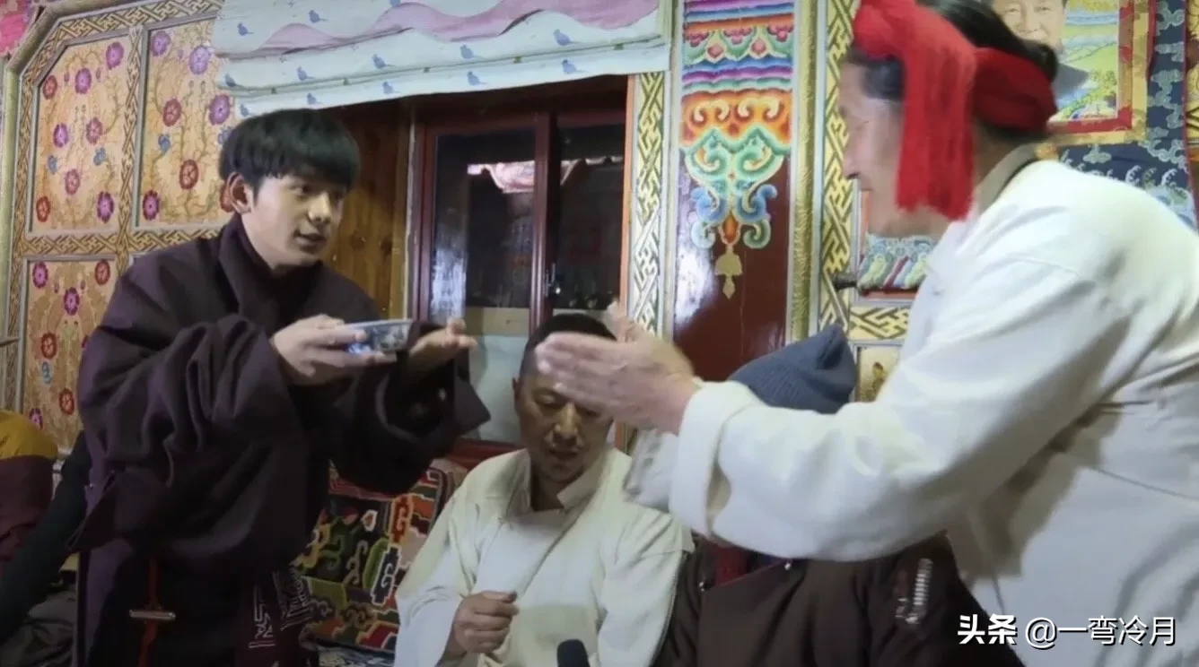 美食|丁真做藏族美食迎新春 不愧是勤劳的传承者