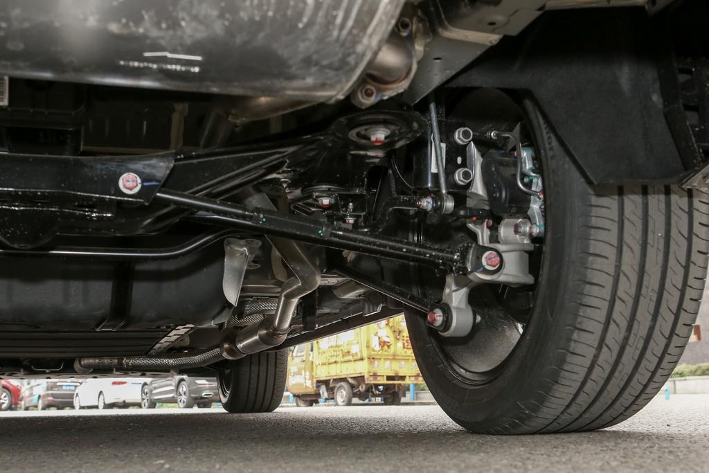 这个筷子悬挂行吗?跟汉差不多呀_宋plus dm-i车友圈_懂车帝