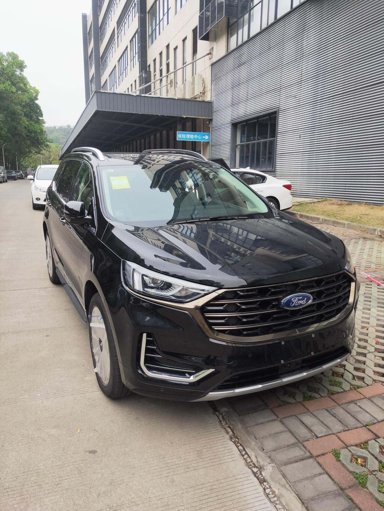 21款锐界plus外观大气 我一眼就看上了,再看内饰大面积软