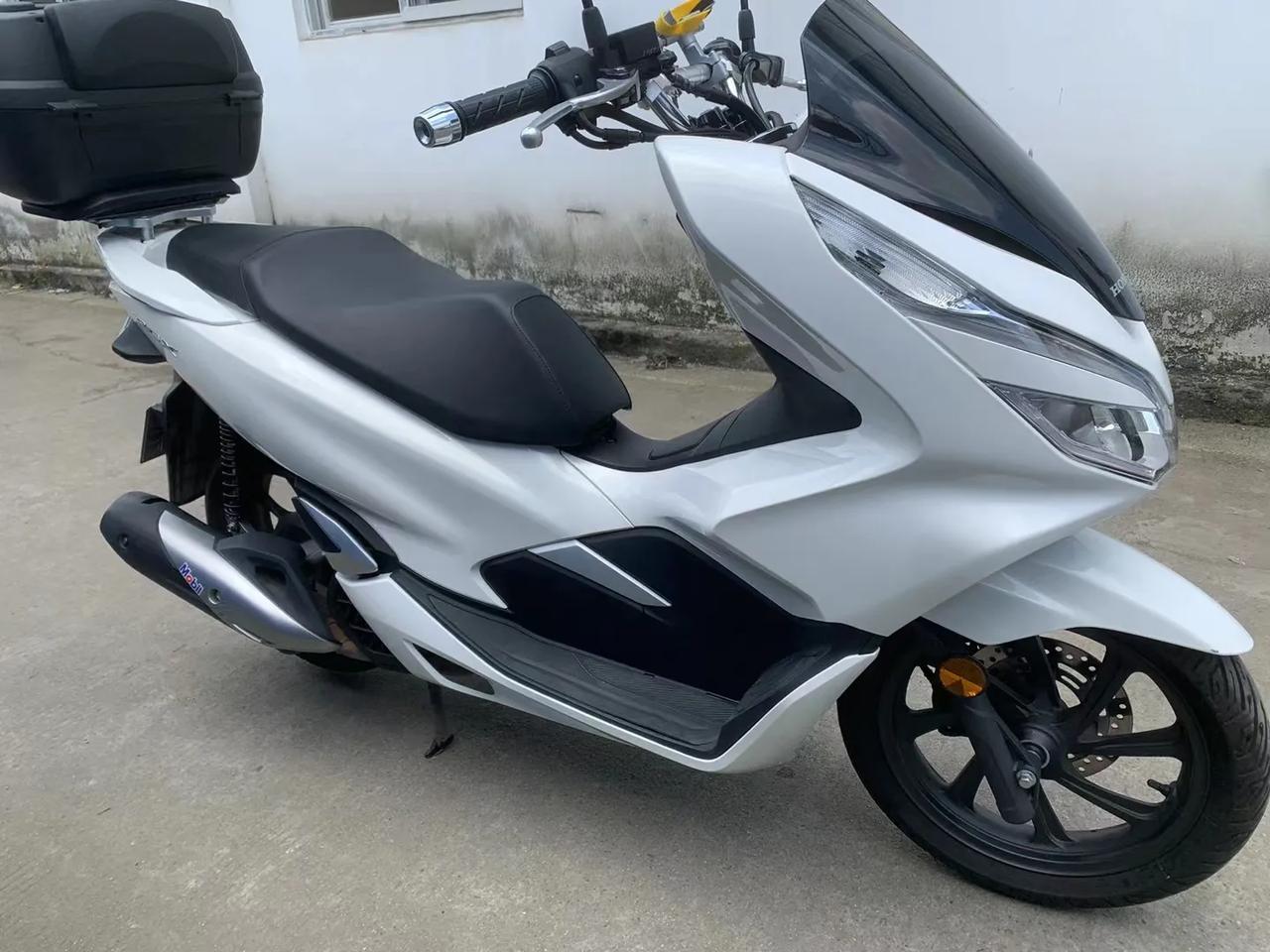 出一台本田pcx150,19年11月上户 川a一手户,目前7