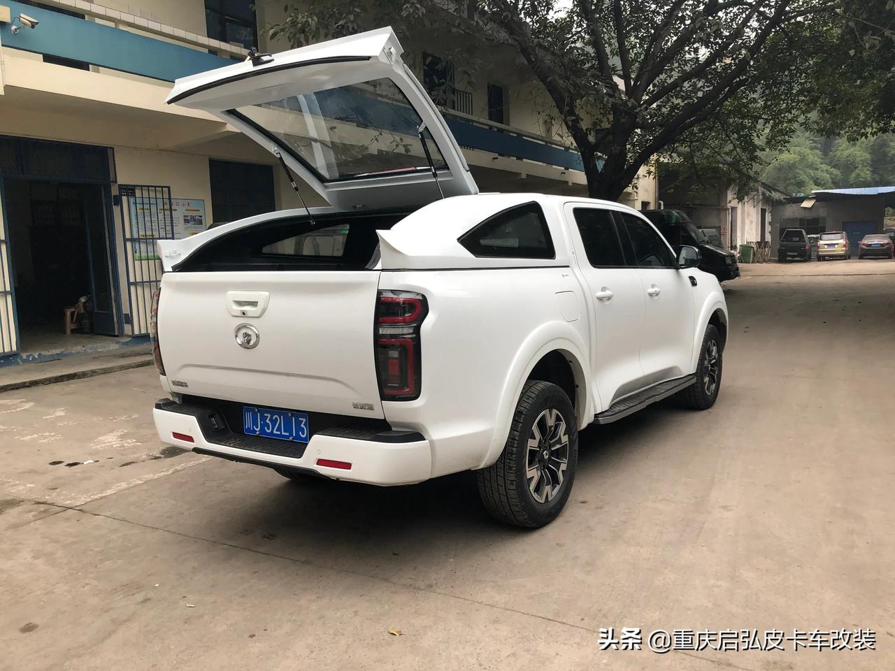 长城炮皮卡改装后盖案例