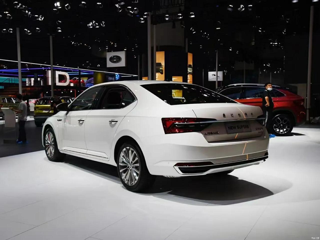 斯柯达#斯柯达速派特出 19款速派指导:186900灰 优