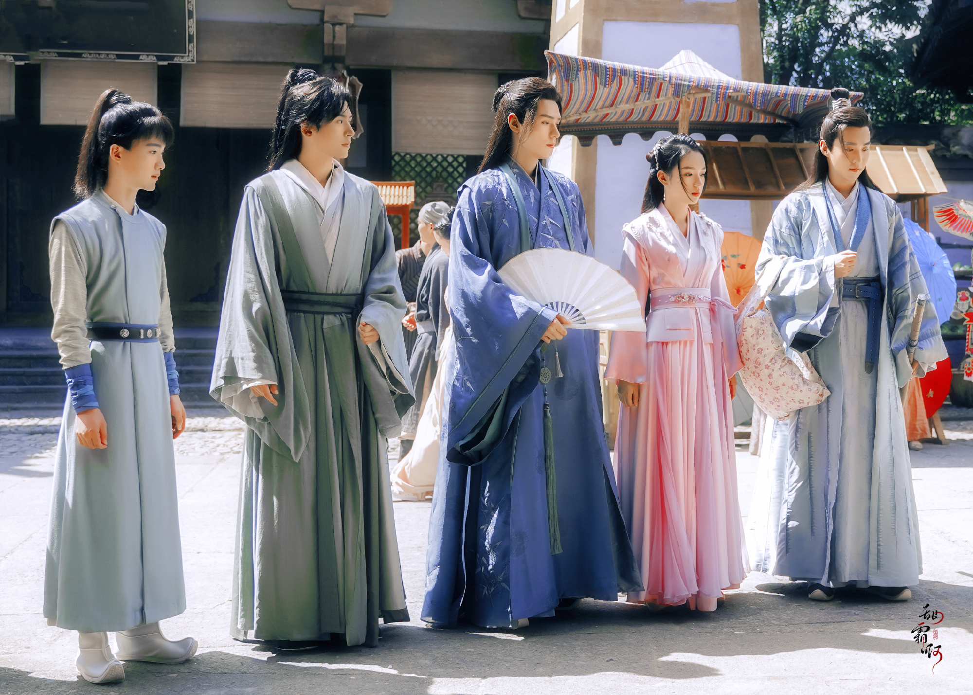 紐約餐館給山河令粉絲打折張哲瀚龔俊發文告別山河令