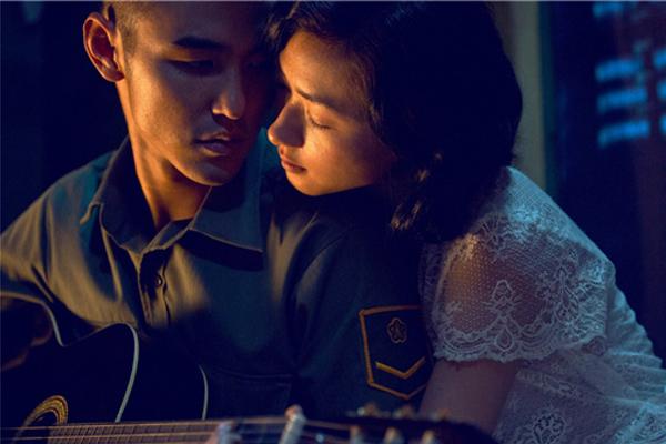 阮经天和万茜军中乐园 阮经天与万茜拍军中乐园的时候,两人有段激情戏