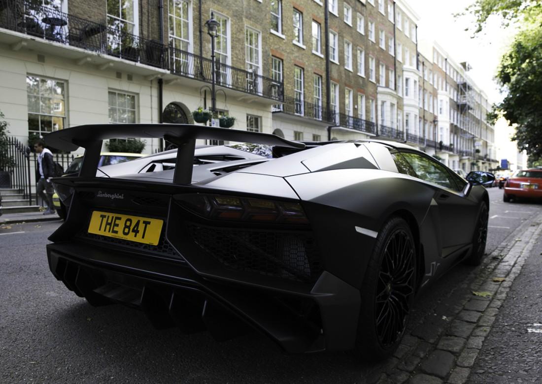 哑光黑大牛,兰博基尼aventador lp750-4 su