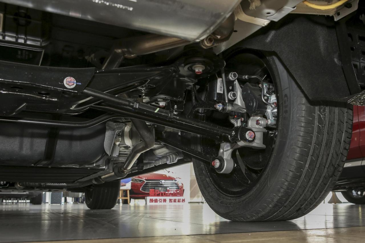 底盘看个够宋plusdmi底盘高清美图来袭