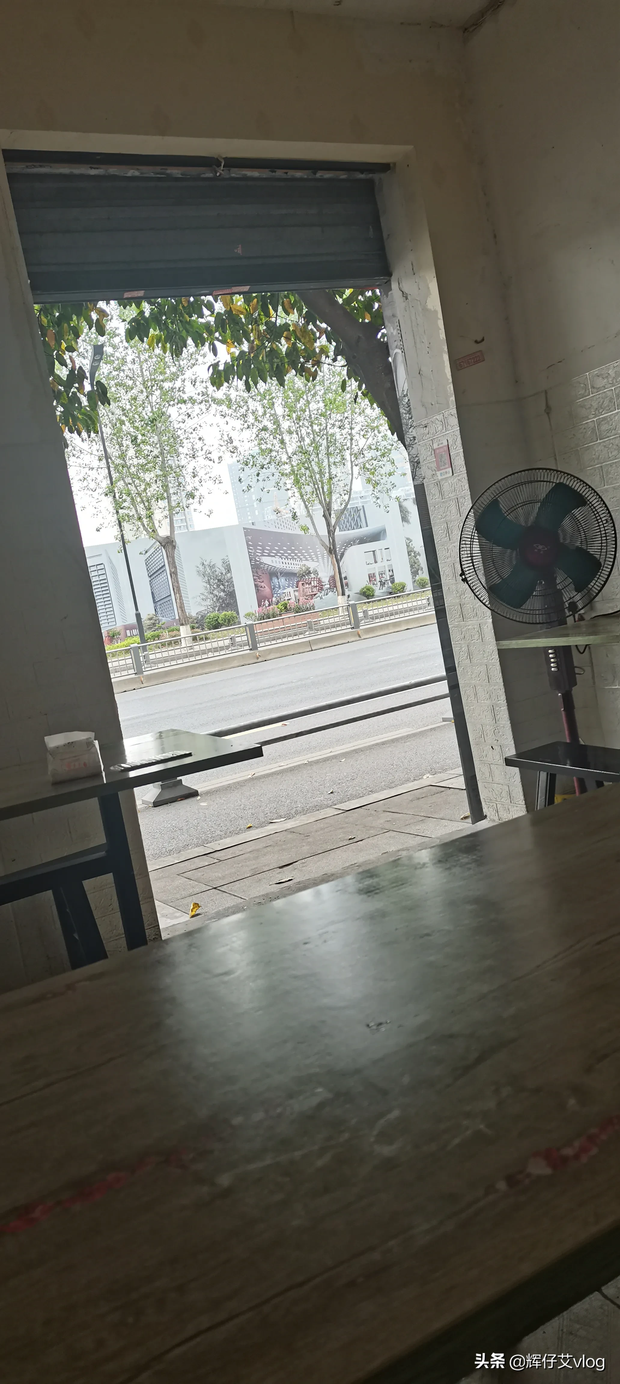 不赚钱一家怎么生活下去 不努力挣钱家庭能幸福吗