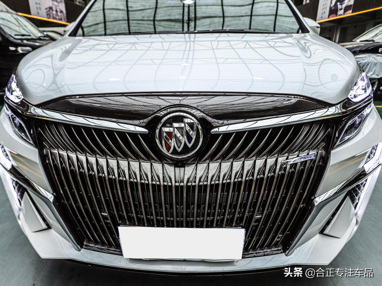 改装曜影包围大面积直瀑式中网极具辨识度相比其它的鸟巢包围蒙娜丽莎
