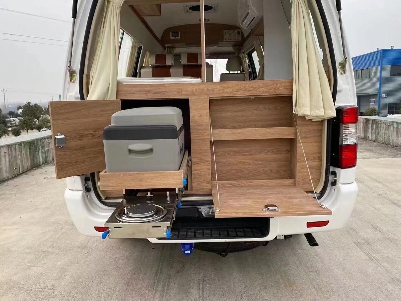 最便宜的床车,金旅小海狮房车,通过性好__懂车帝