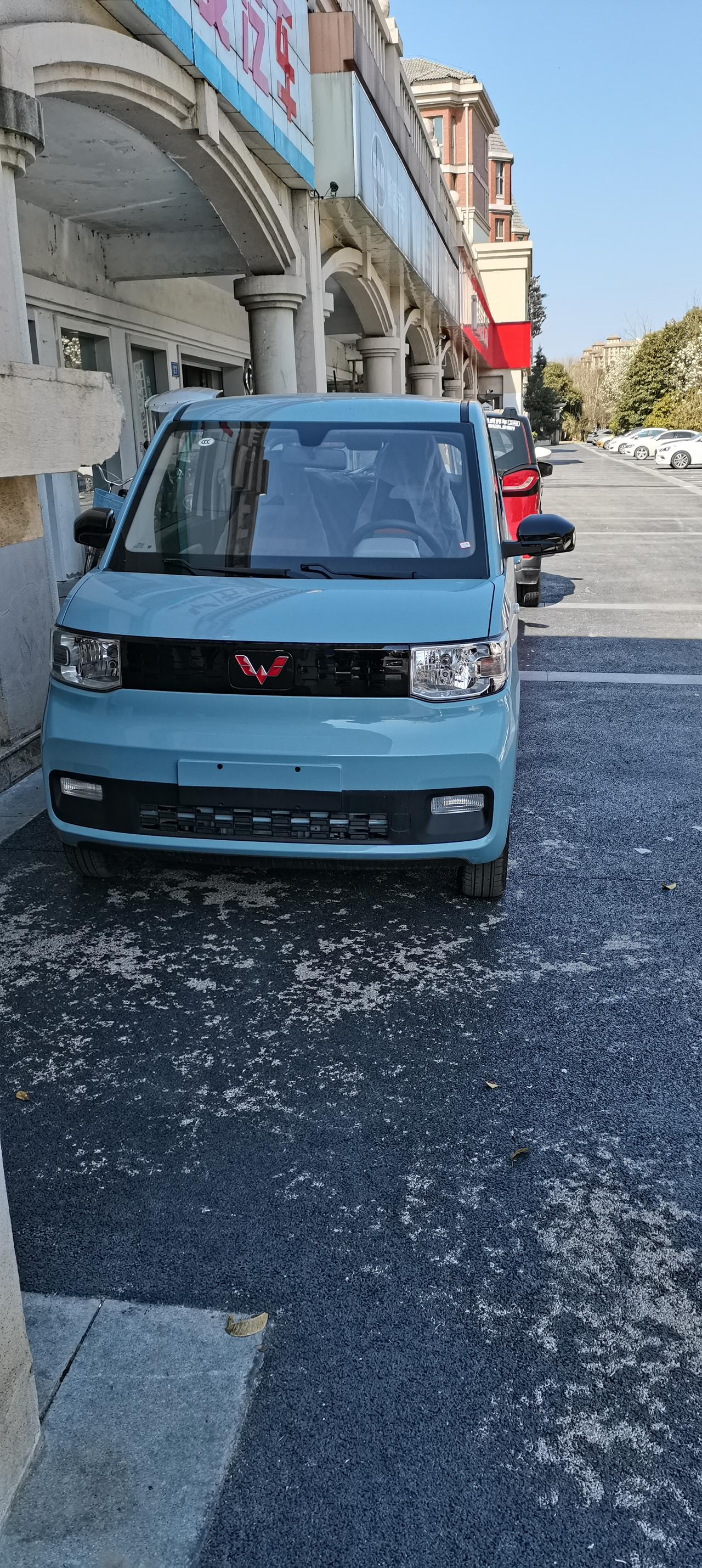 五菱宏光迷你小车雷雨天气可以充电吗