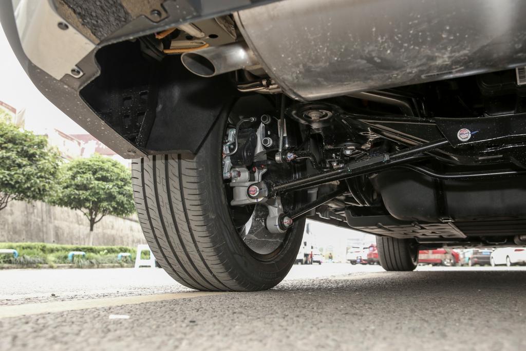 这个筷子悬挂行吗?跟汉差不多呀_宋plus dm-i车友圈_懂车帝