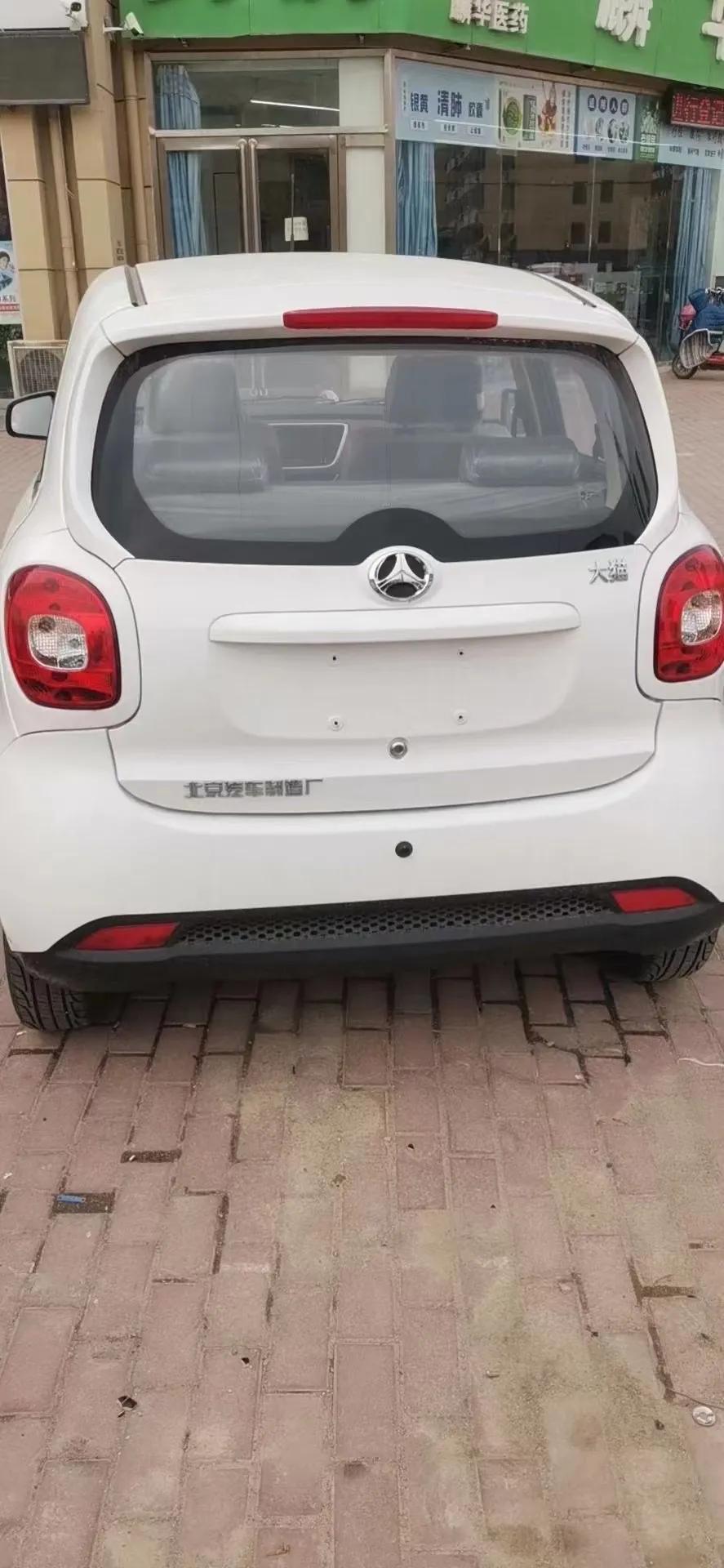 北汽 大猫,满电续航150公里,空调暖风,大屏倒车影像,四门