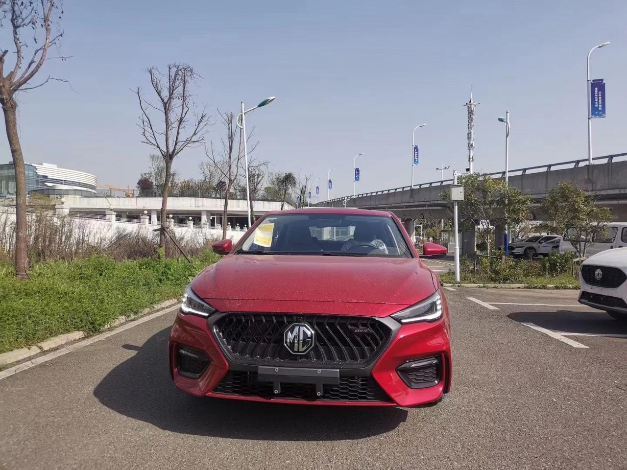 新款名爵6已到店多种颜色都有配置高,动力强劲可零首付带