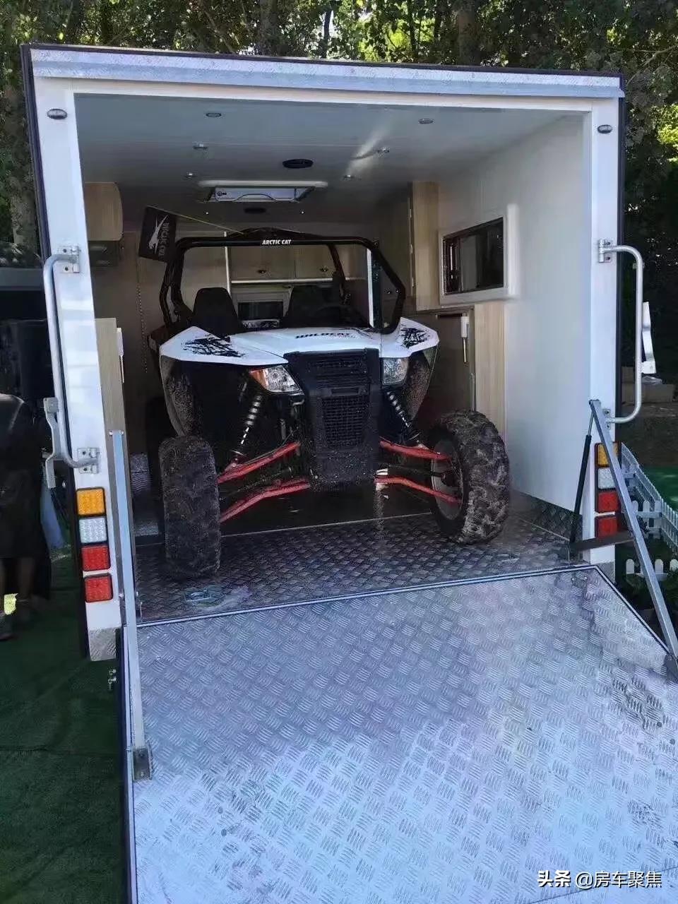 百变拖挂任意搭配越野搬家工房车