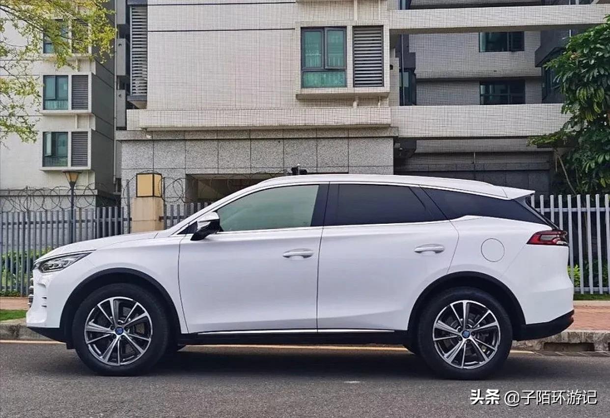 试驾了好几次,一直在坦克300和比亚迪唐dm这两辆车犹豫不决