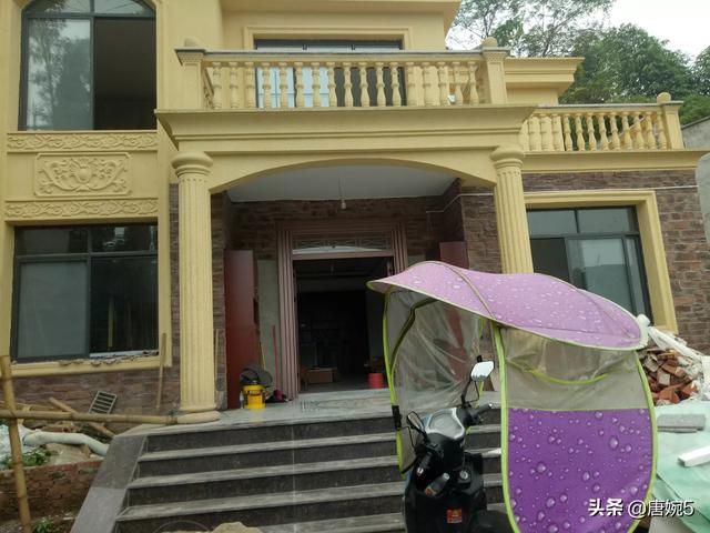 疫情下的重庆农村 到处开始建起小别墅 比起城市你会更喜欢农村吗