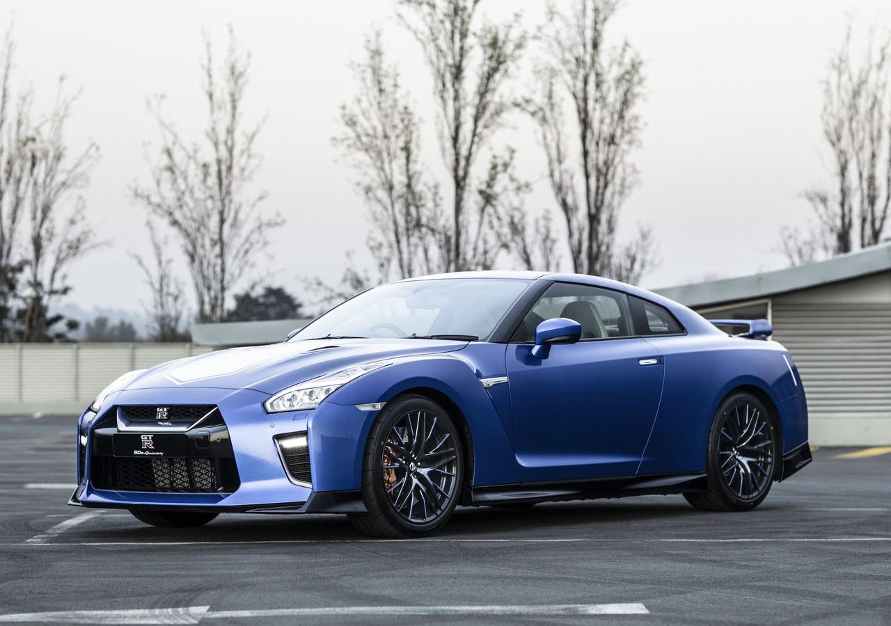 女生眼中的尼桑日产gtr